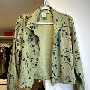 Beautiful Jessica Howard pull over